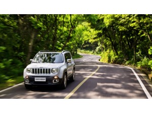 Jeep自由侠