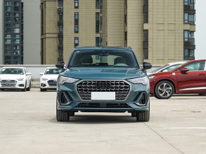 奥迪 Q3